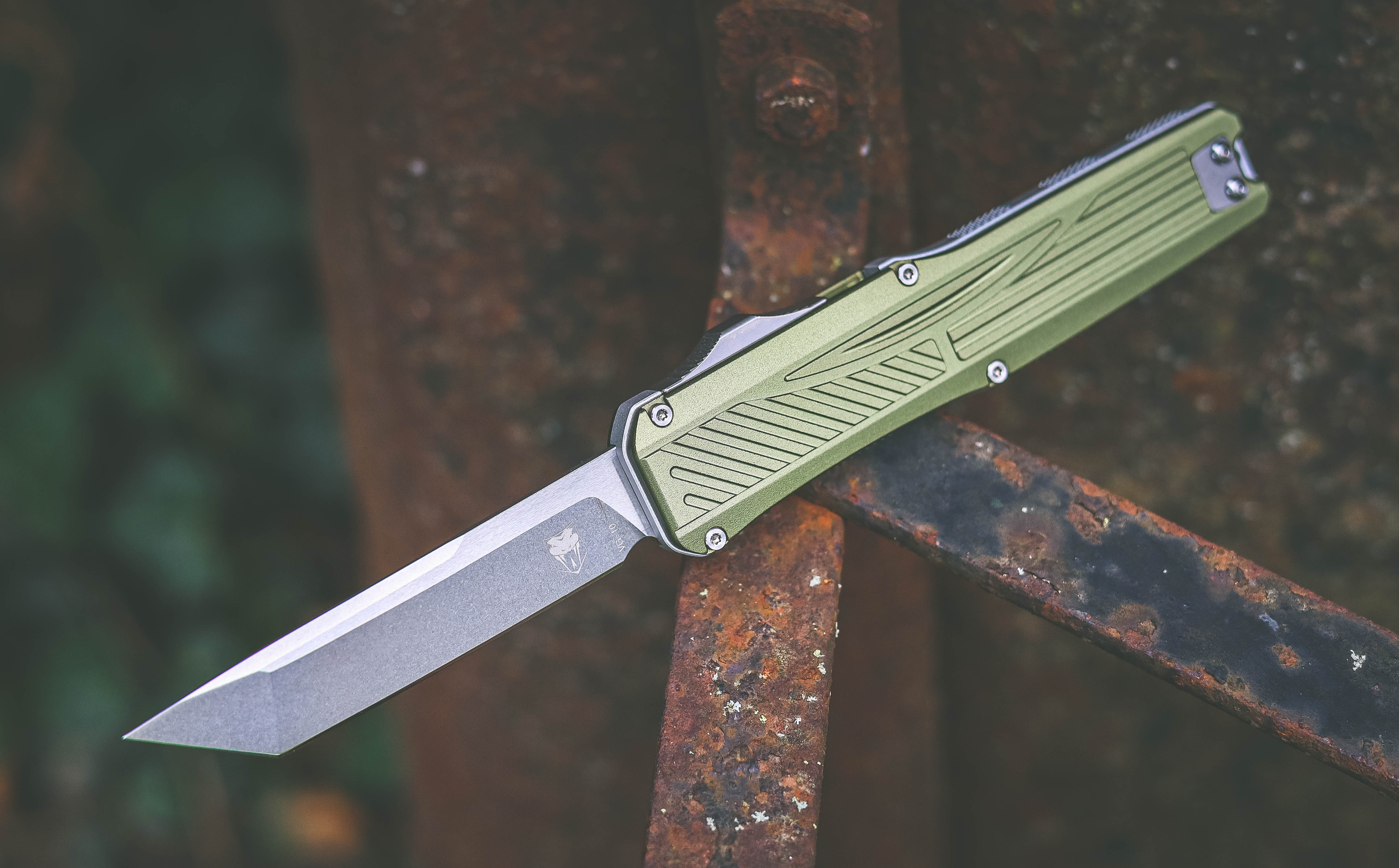 OTF Knives